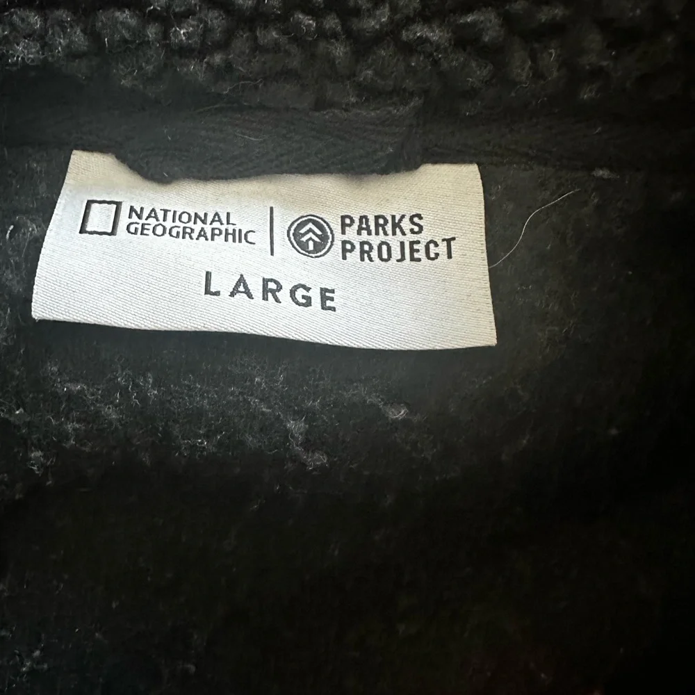 Parks Project X National Geographic Wild Horses Sherpa Sweatshirt - Picture 7 of 7